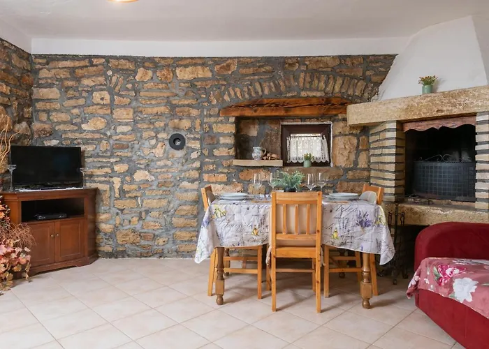 Apartment Larca