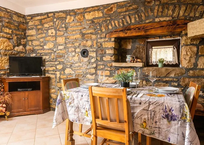 Apartment Larca
